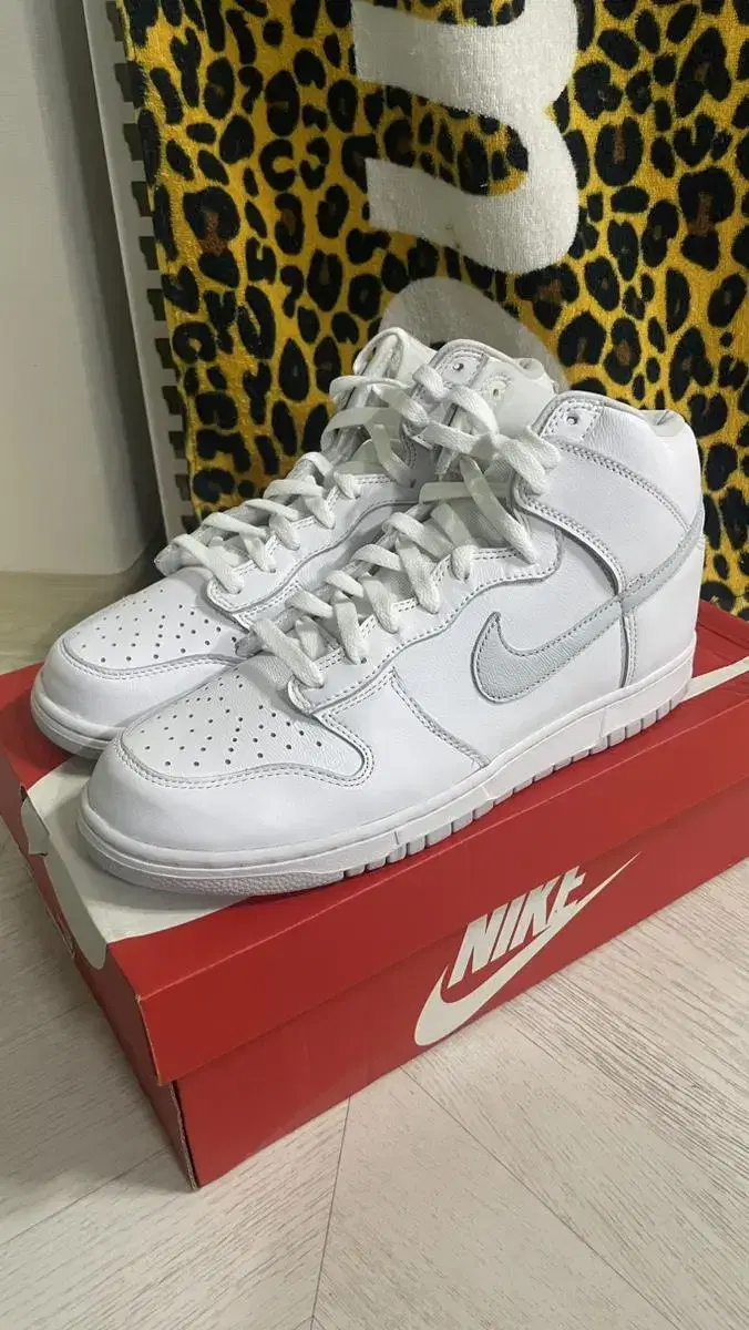 Nike dunk high sp 화이트/퓨어 플래티넘 285